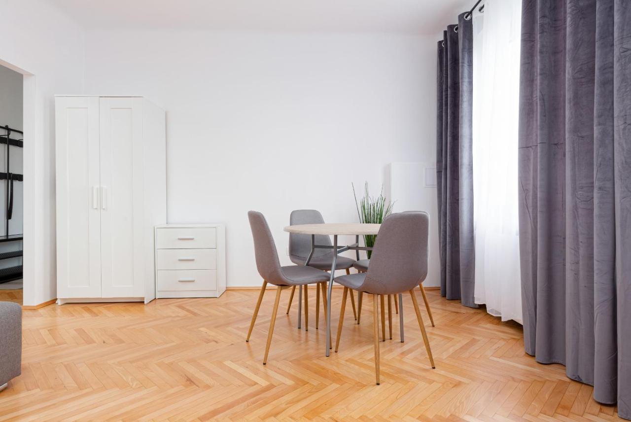 Kamienica Stanislawa Augusta Warszawa By Noclegi Renters Экстерьер фото
