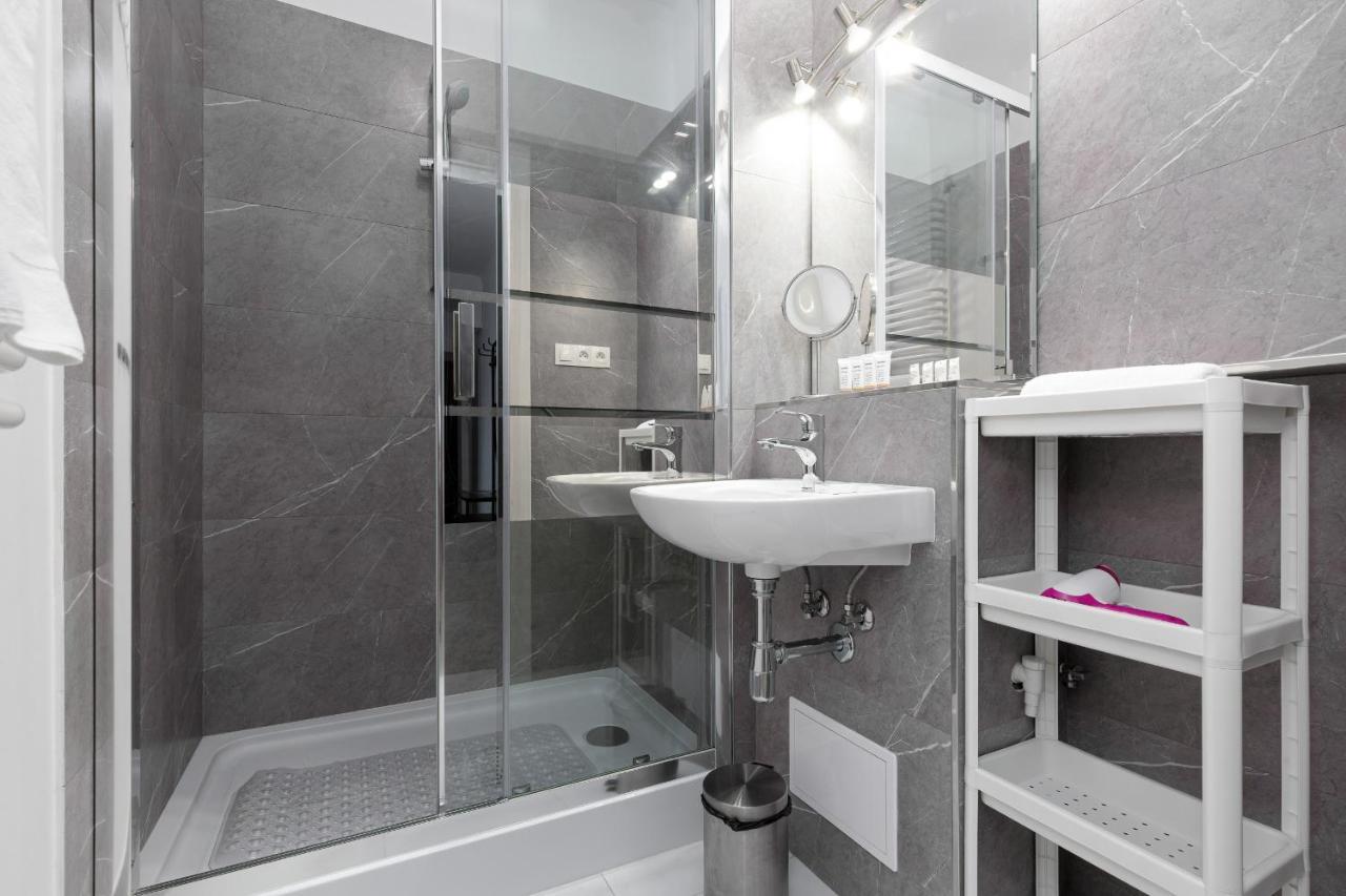 Kamienica Stanislawa Augusta Warszawa By Noclegi Renters Экстерьер фото